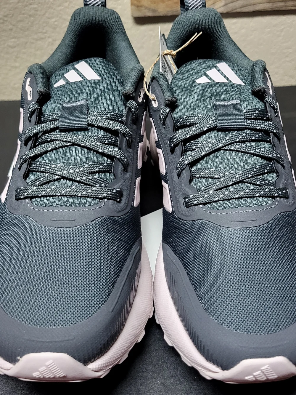 *NEW* Adidas Runfalcon 5 TR W Black Mesh Low Top Cloudfoam Ortho Women's 6.5 Box